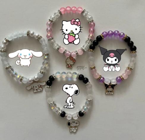 customized hello kitty bracelet:)buy 1 get 5 free rings