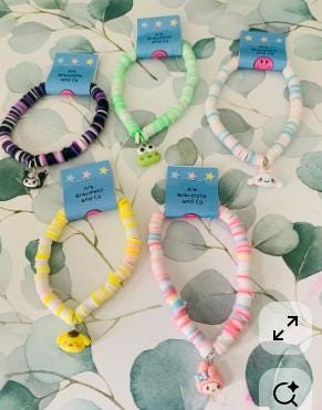 customized hello kitty bracelet:)buy 1 get 5 free rings