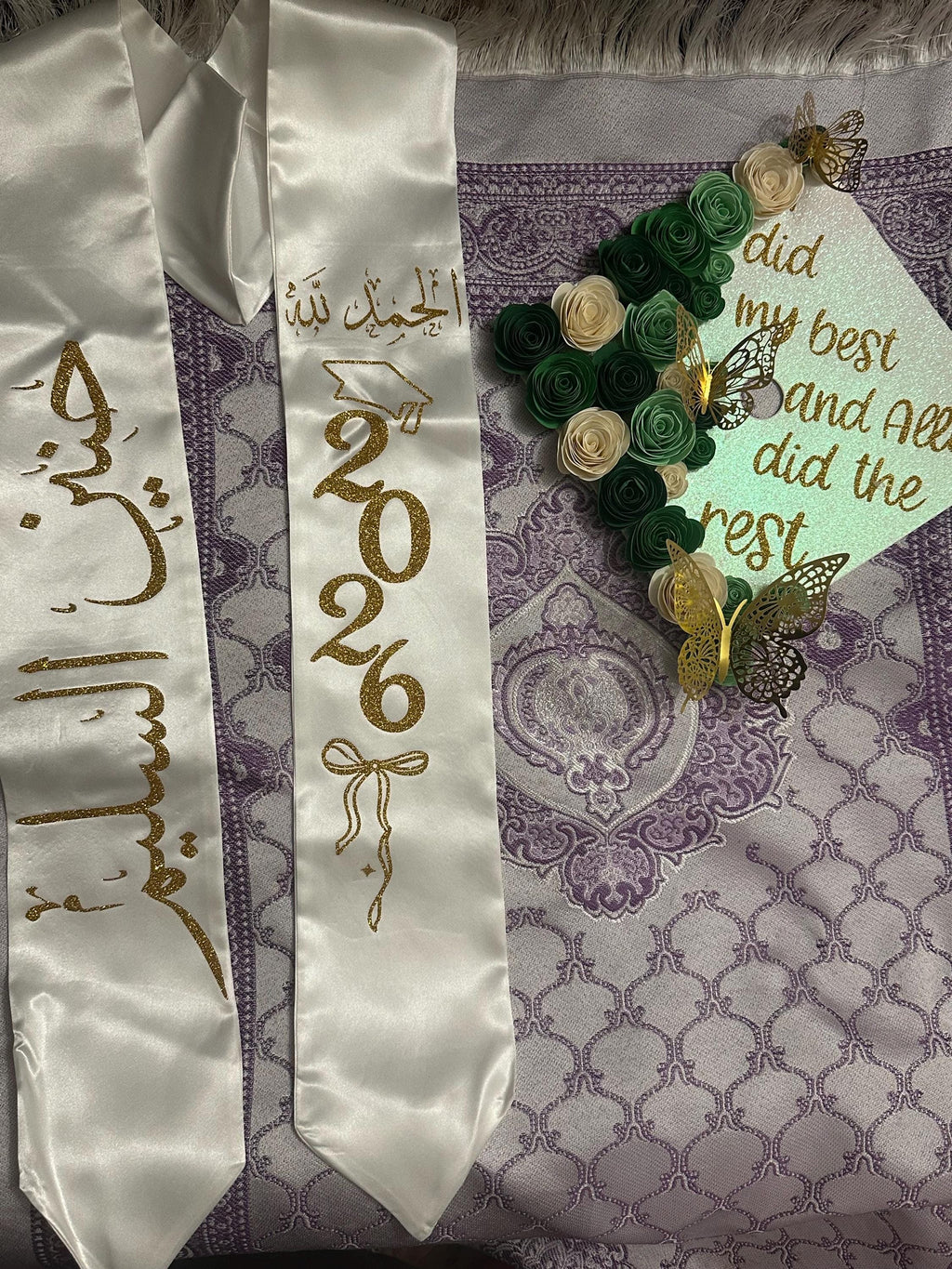 Graduation hat topper